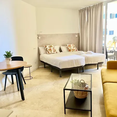 Port Of Center - Eaw Homes Lejlighed Marbella