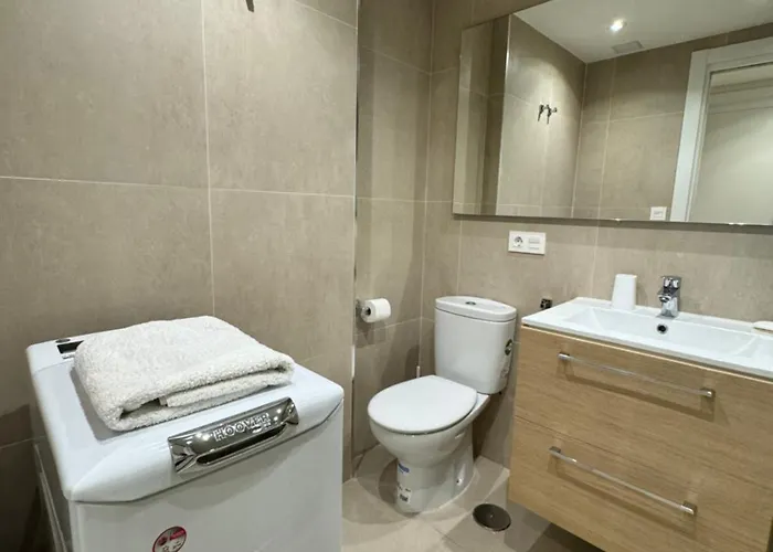 Port Of Center - Eaw Homes Marbella