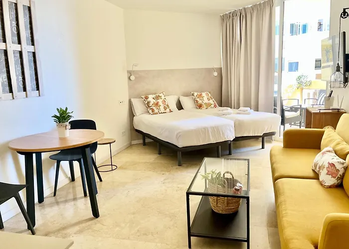 Port Of Center - Eaw Homes 아파트 마르베야